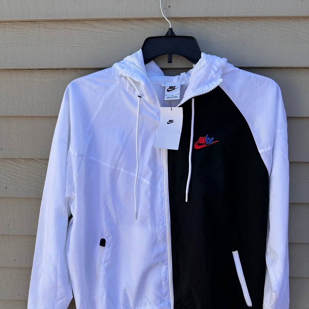 Nike Windrunner Jacket Mens Medium Black White DD4849 Sport Essentials